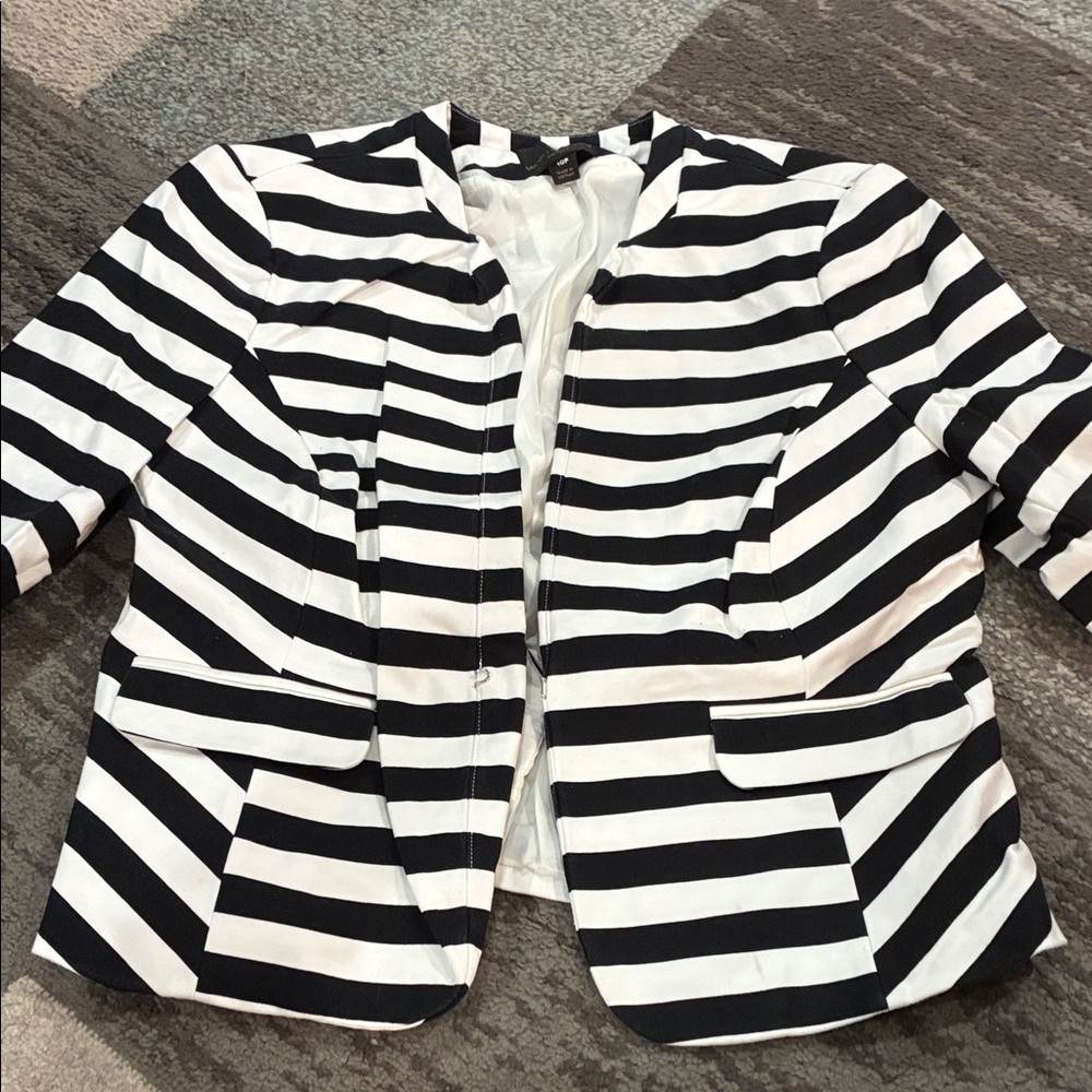 Worthington Black and White Striped Blazer